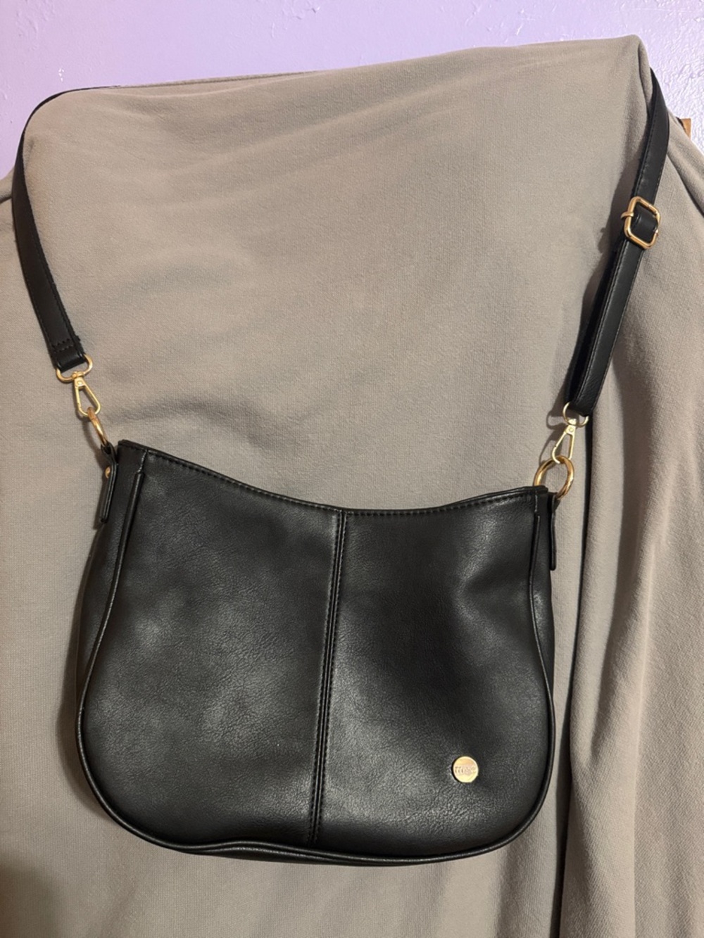 Modern + Chic Black Saddle Bag